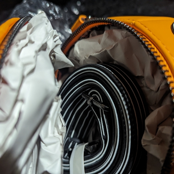 Exclusive Nightmare Before Christmas Glow in the dark Crossbody Bag & Wallet. - Picture 5 of 8